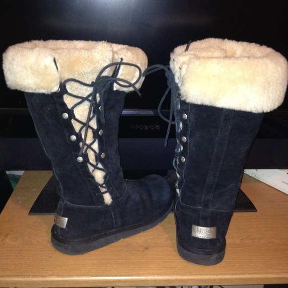 PRICE DROP😯Suede UGG Boots-Like New!👀Free GWP!😮