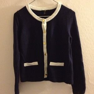Classy Feminine Cardigan