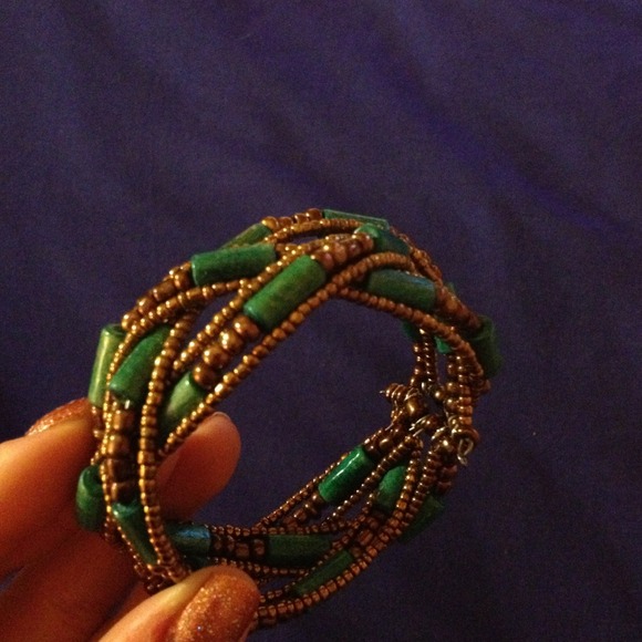 🌀Bundle🌀3 Bracelets - Picture 4 of 4