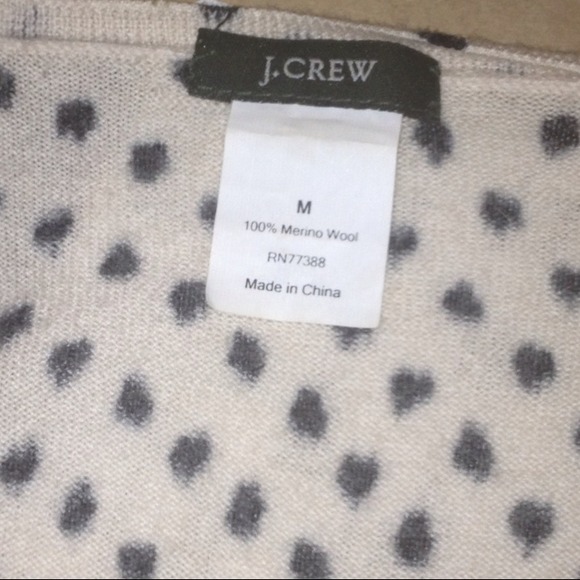 SOLD IN BUNDLE - CUTE JCrew Cardi! - Picture 3 of 3