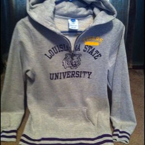 VERY UNIQUE LSU SWEAT PULLOVER SHIRT VERY..UNIQUE