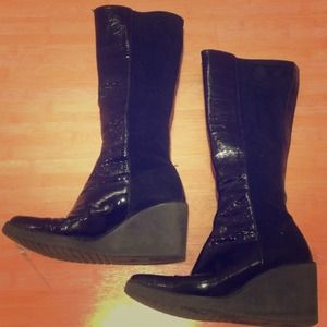 Donald J Pliner black Stretchable Boots