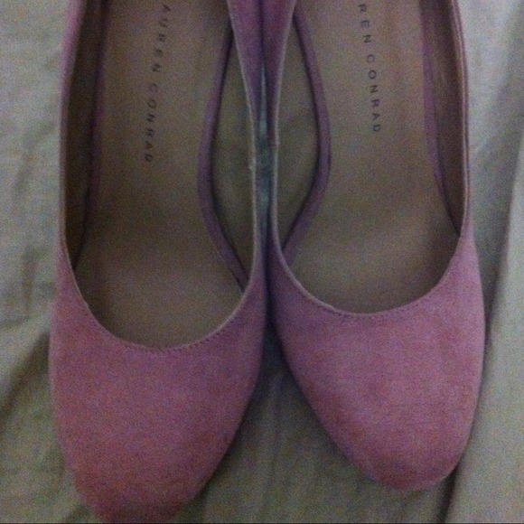 Light pink Lauren Conrad heel