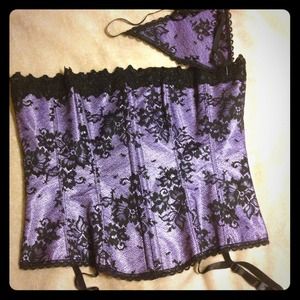 Sexy Lilac w/Black Corset