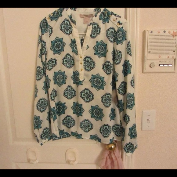 ❌ SOLD ❌Gorgeous pattern print top