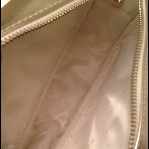 Versace Parfums Gold Hand Held Clutch Handbag! - Picture 2 of 4