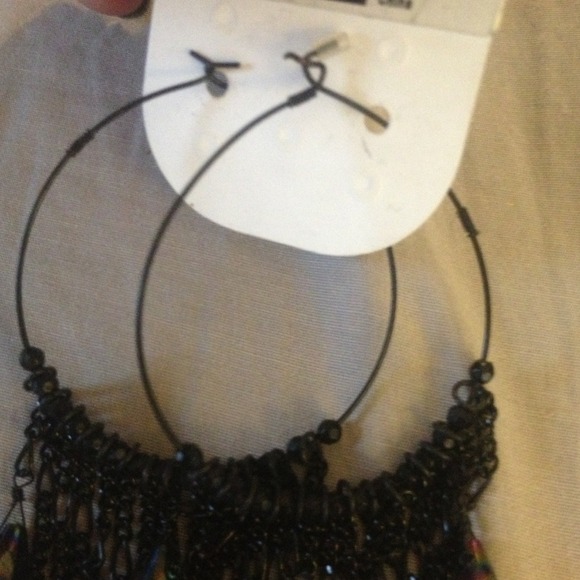 ALDO earrings - Picture 2 of 4