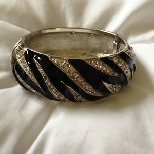 Bangle bracelet.!