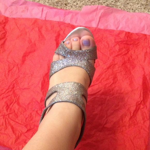 SOLD - Picture 2 of 3