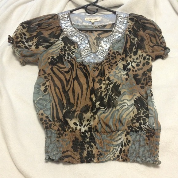 Miss Me bedazzled fashion blouse.