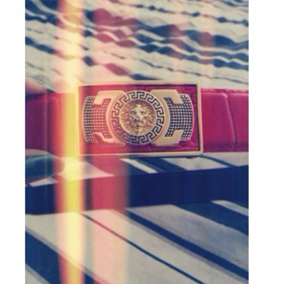 🔴SOLD Belt w/Lion Buckle