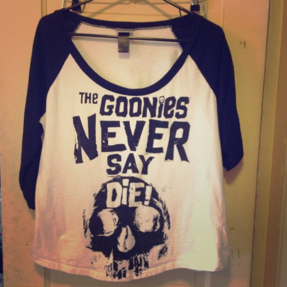 Bundle trade The Goonies never say die top