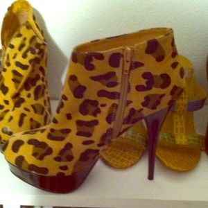 Super Sexy Cheetah Print Ankle Bootz!!