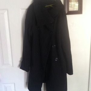 Long black winter coat/peacoat