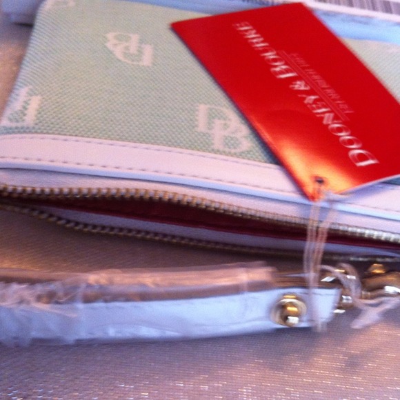 D&B wrist wallet new from Norstrom - Picture 4 of 4