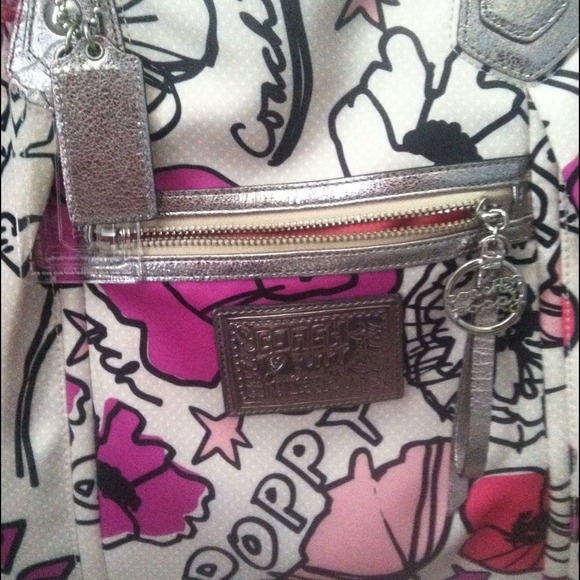 $100 - Picture 2 of 3