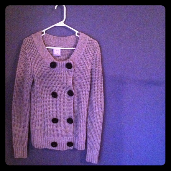 Old Navy Sweaters - Grey sweater with black buttons