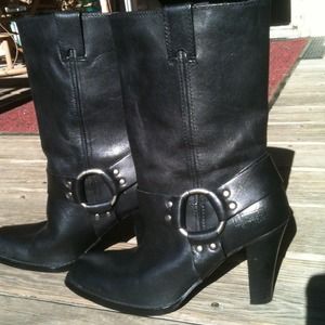 Harley Davidson Nina motorcycle pumps