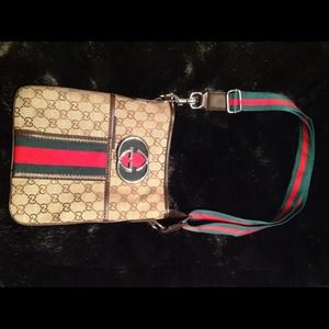 Gucci cross body bag
