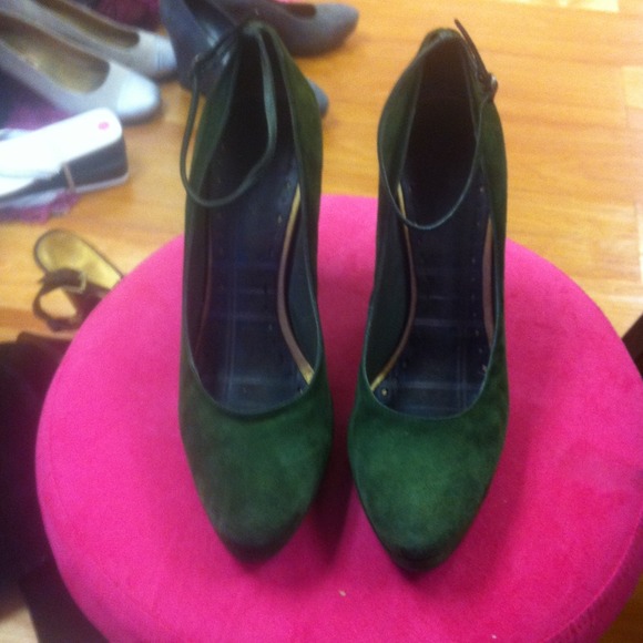 SOLD!!!!BCBGirls Army/Forest green heels
