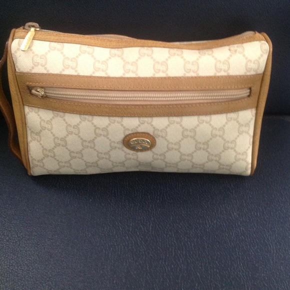 Vintage Gucci plus make up bag