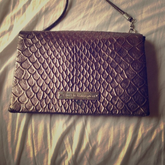 BCBGeneration clutch