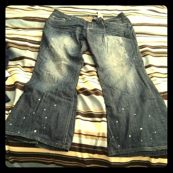 Revolt JR Plus jeans with diamond detail pockets.