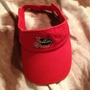 Justin red cap