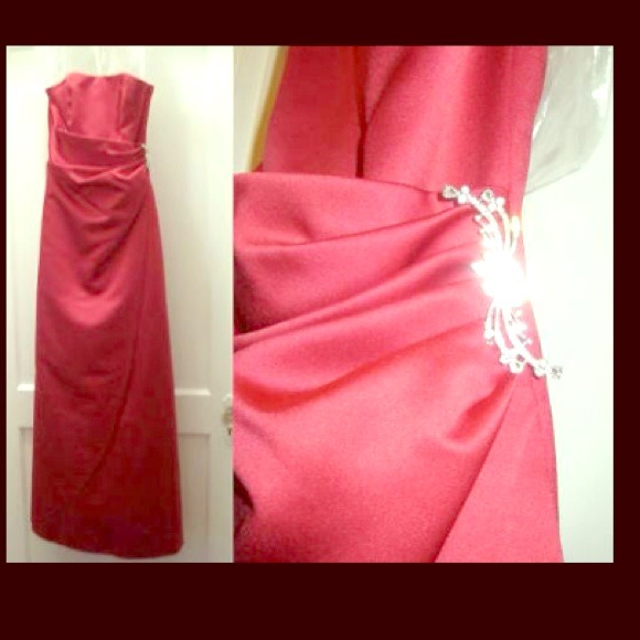 Beautiful floor length gown with rhinestone detail