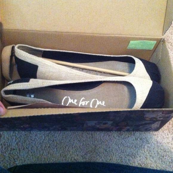 Women's Burlap Alessandra Ballet Flat