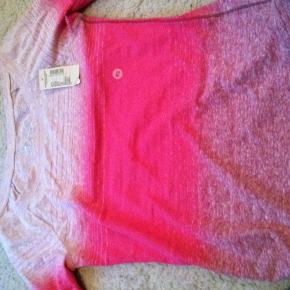 American Eagle shirt