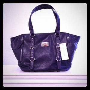 Kenneth Cole Handbags - Kenneth Cole Handbag Kenneth Cole Handbags - Kenneth Cole Handbag