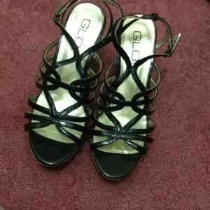 Cute black wedges, size 8
