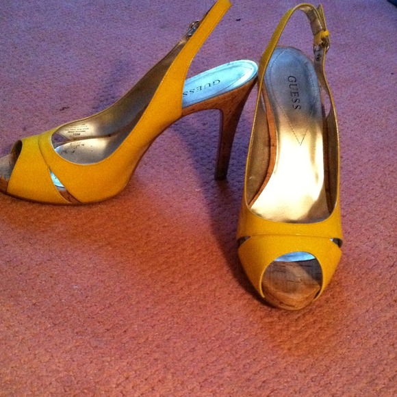 Guess sling back!!!!