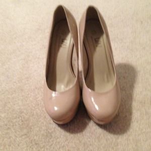 Beige pumps