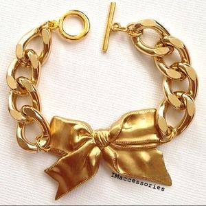 Gold Bow Bracelet
