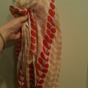 Orla Kiely x Uniqlo scarf