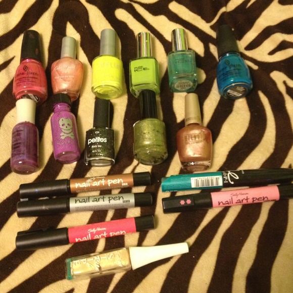 Nail polish bundle