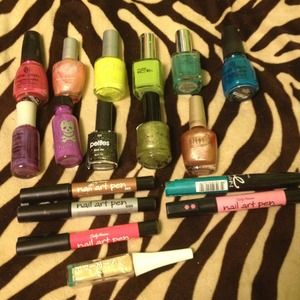 Nail polish bundle