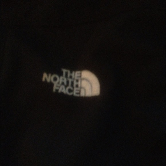North face jacket! - Picture 2 of 4