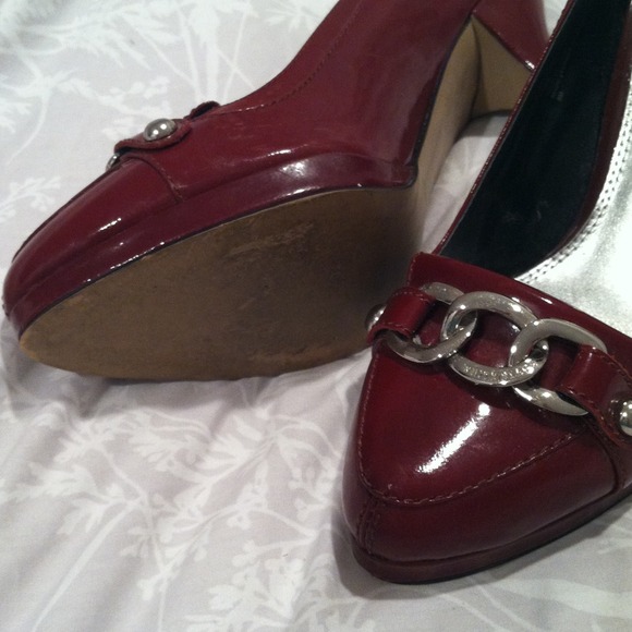 Heels - Picture 4 of 5
