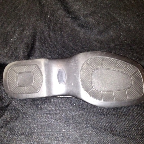 Born - Picture 3 of 3