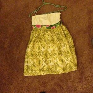 Green pattern dress