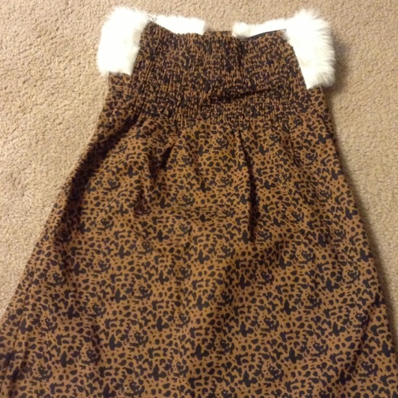 Strapless - Picture 2 of 2