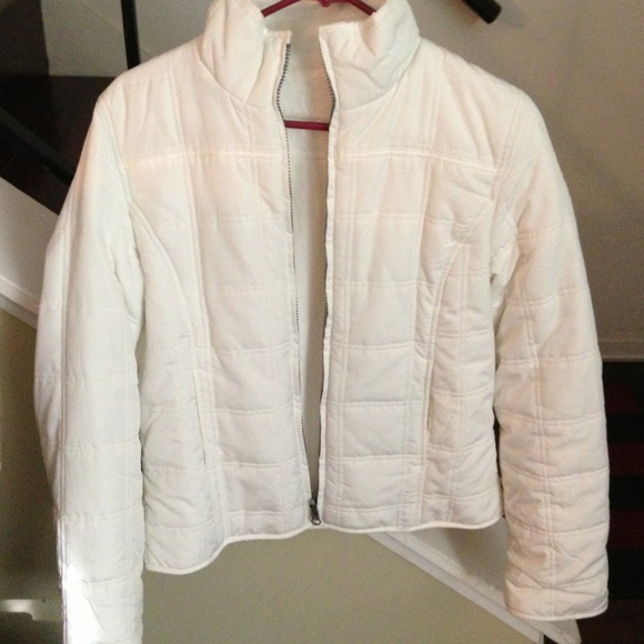 💢Reduced💢White outerwear reversible jacket