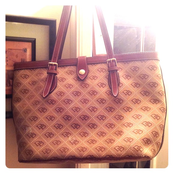 DB Dooney & Bourke Bag