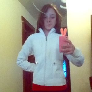 Ralph Lauren stops white jacket