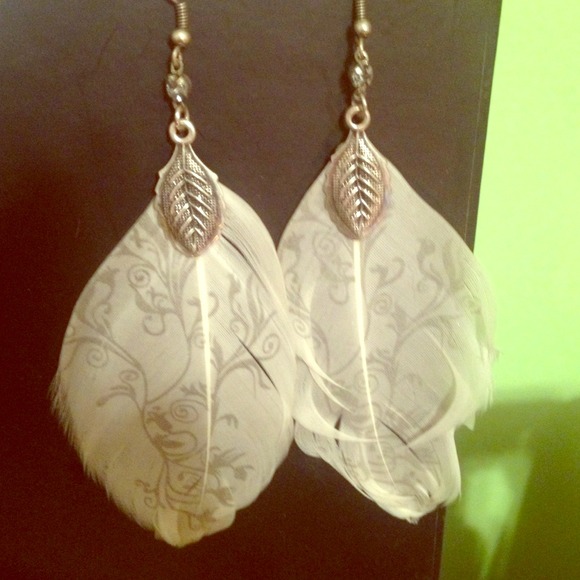 Feather ear rings