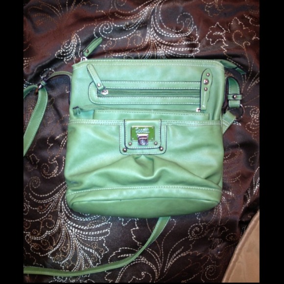 ⛔⛔SOLD in bundle⛔⛔Green Leather Cross Body Handbag