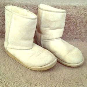 Beige Ugg boots